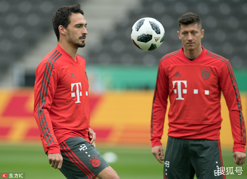  冲刺阶段里尔备战欧篮联；门线救险细节曝光；话题不断；训练强度明显提升